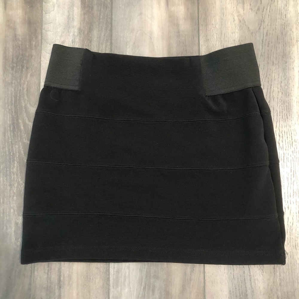 Guess Black Mini Skirt